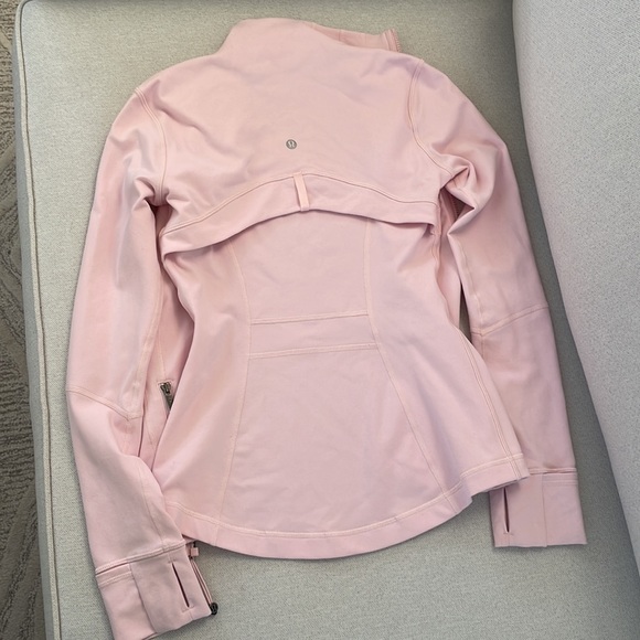 Lululemon size 4 define jacket Flush pink - Picture 9 of 13